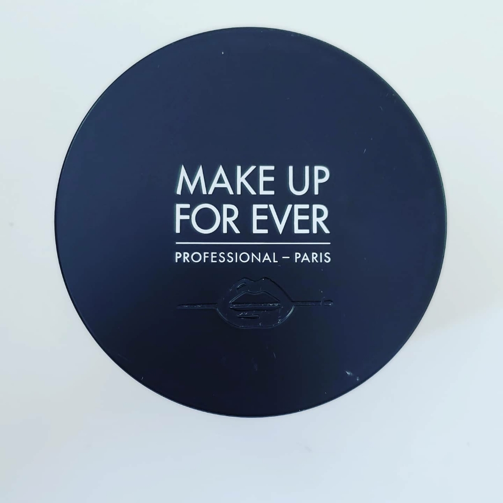 Loose powder